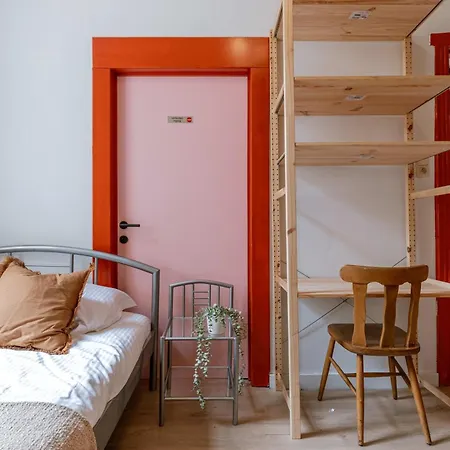 Huswell - Spacious Center House In Daire